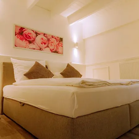 Rosenhof-Lodge Garden Suite Grey * Hanerau-Hademarschen